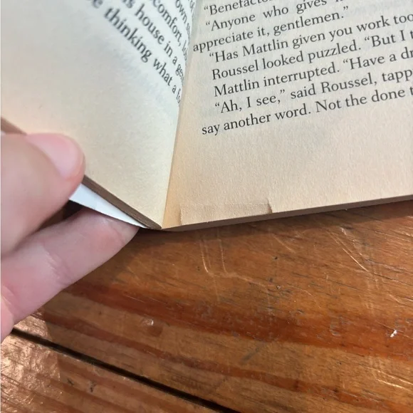 (48) THE GIRL AT THE LION D’OR BOOK - Picture 9 of 14